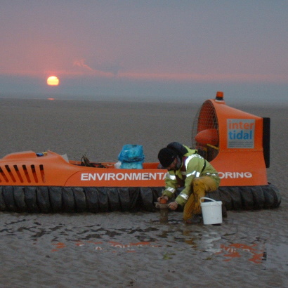 Dee hovercraft sampling